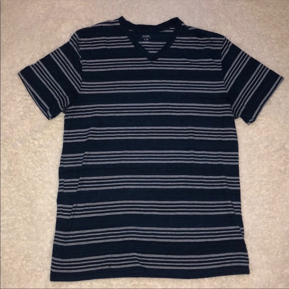 Old Navy Blue & White Stripped Thin 
Thin Comfy 
Size Large - Picture 7 of 7